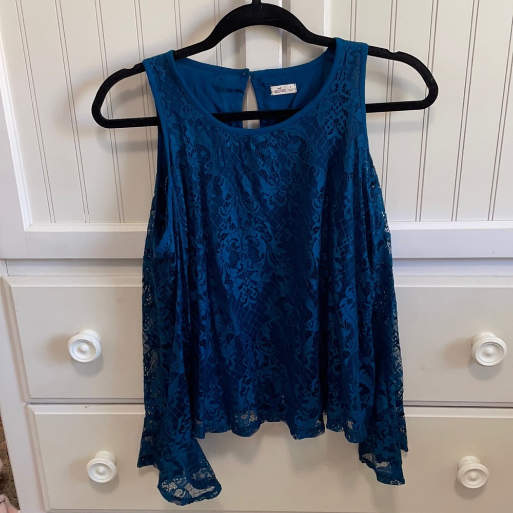 Hollister open shoulder top